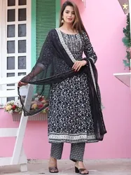 SINGNI Ethnic Motifs Printed Kurta & Trousers With Dupatta