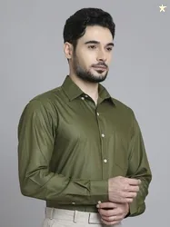 INVICTUS Men Premium Fit Solid Button-Down Collar Cotton Formal Shirt